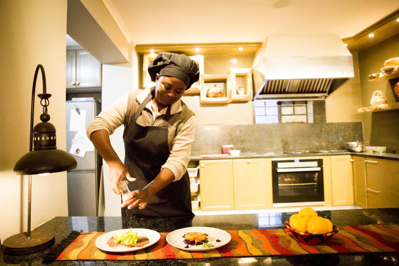 Olive Grove Guesthouse Windhoek Eksteriør bilde